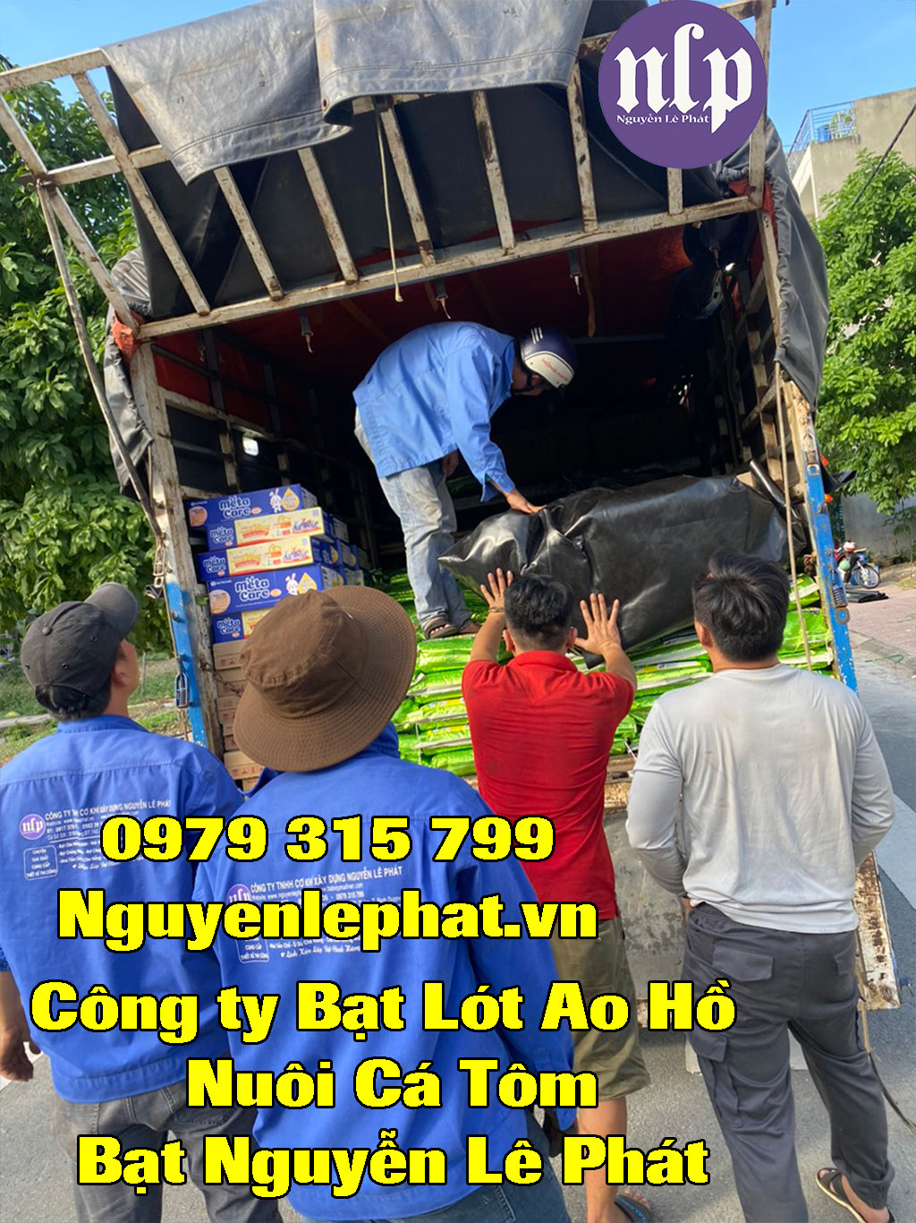 Thi Công Lót Bạt HDPE Tại Phú Giáo