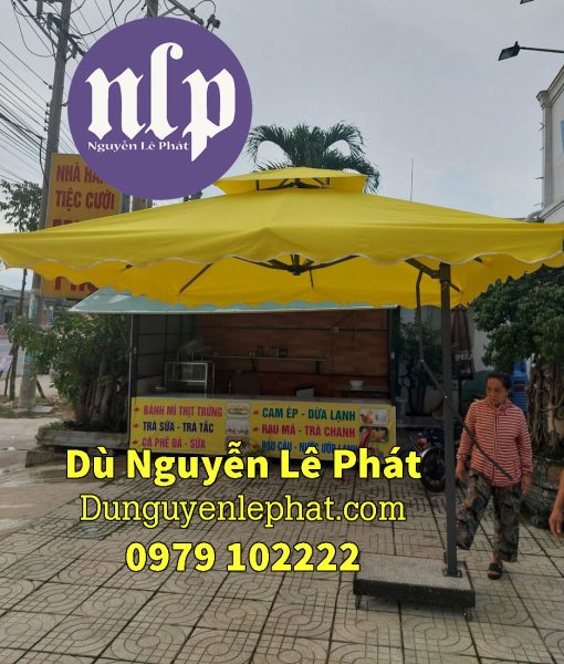 Dù che mưa quán cafe Huyện Hóc Môn